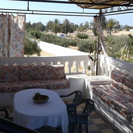 Menzel Churasco Djerba Aghir Luaran gambar