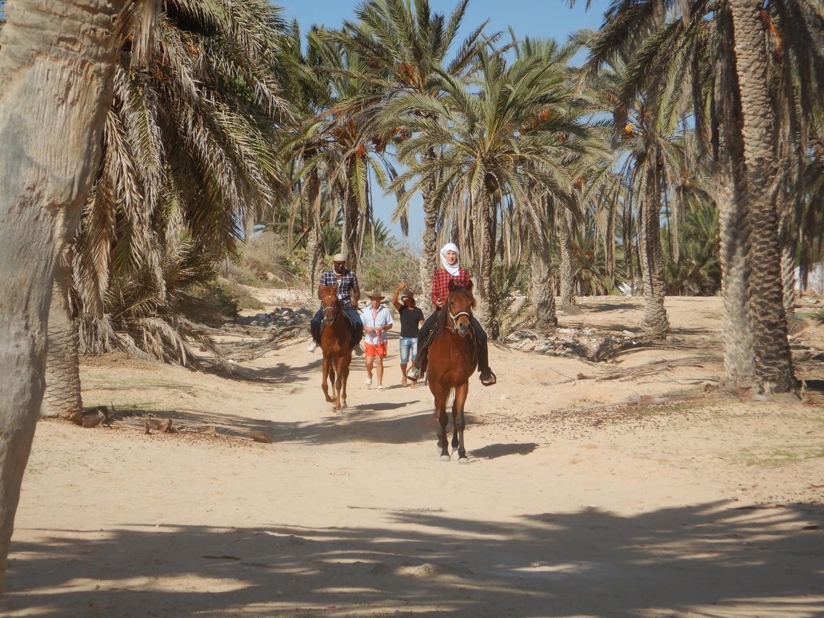 Menzel Churasco Djerba Aghir Luaran gambar