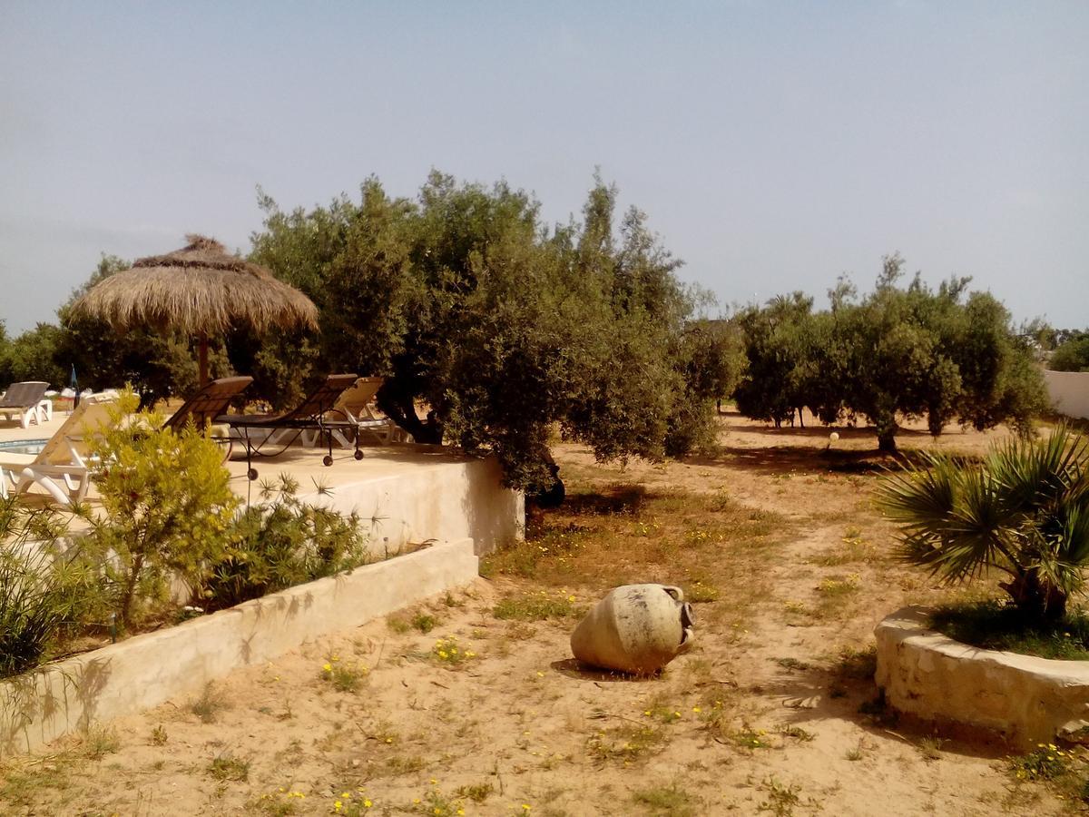 Menzel Churasco Djerba Aghir Luaran gambar